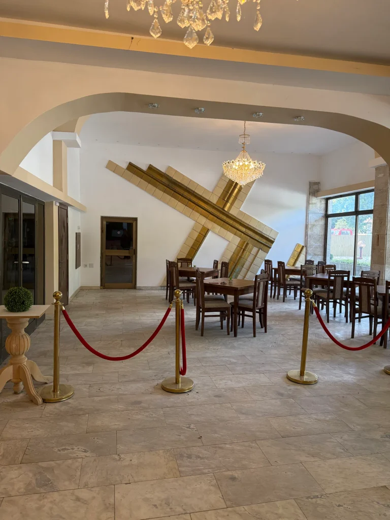 Hotel Loznitsa gallery – lobby interior