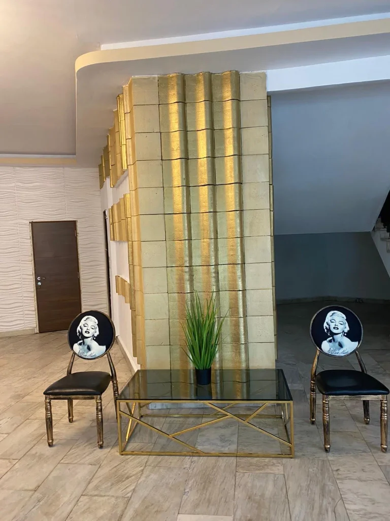 Hotel Loznitsa gallery – lobby interior