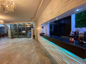 Hotel Loznitsa gallery – lobby interior