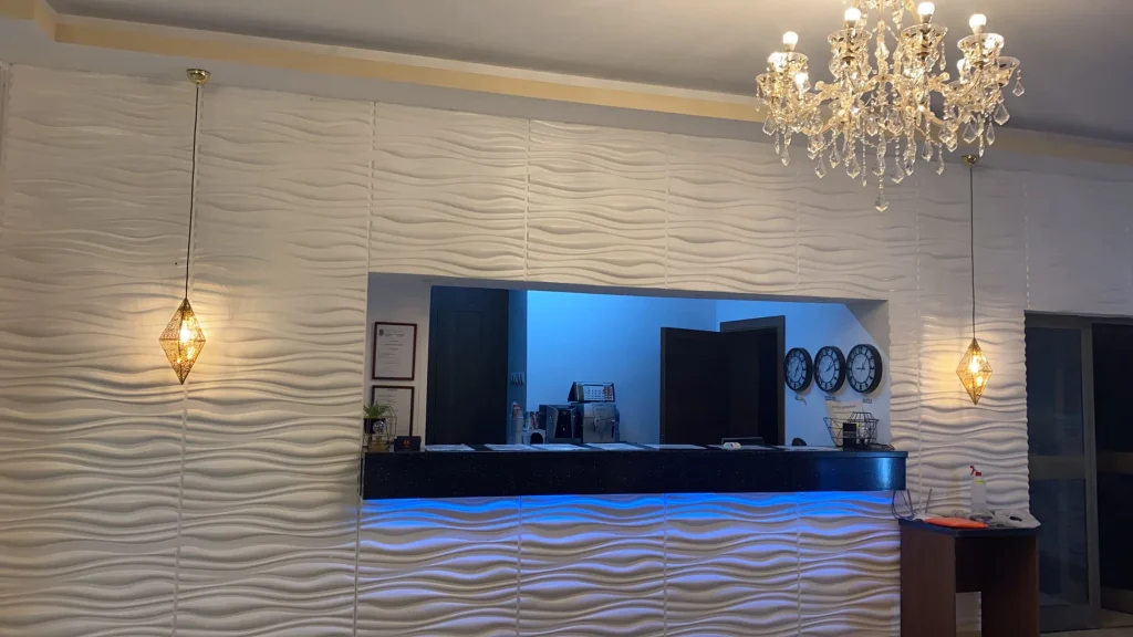 Hotel Loznitsa gallery – lobby interior