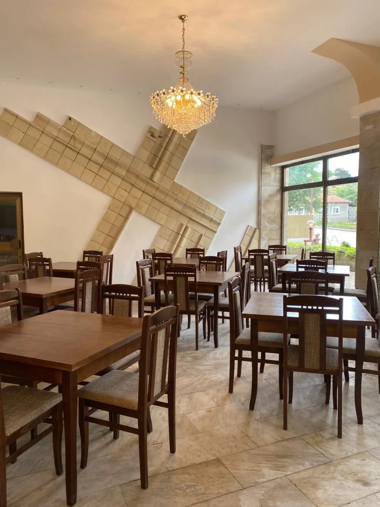 Hotel Loznitsa gallery – lobby interior