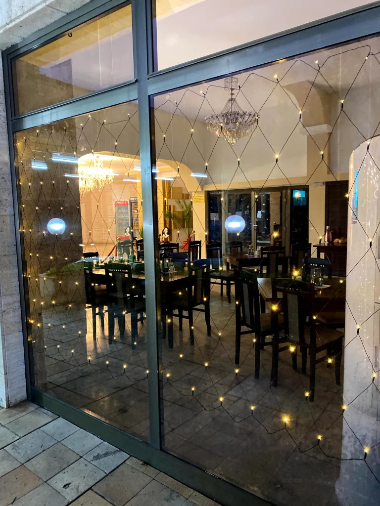 Hotel Loznitsa gallery – lobby interior