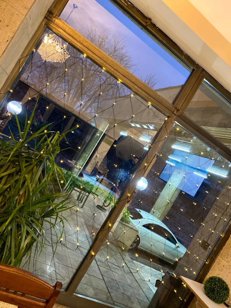 Hotel Loznitsa gallery – lobby interior
