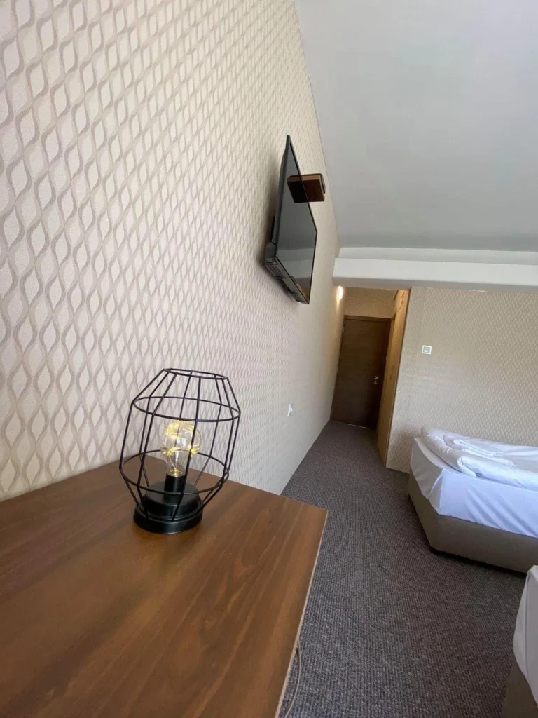 Hotel Loznitsa gallery – guest room interior