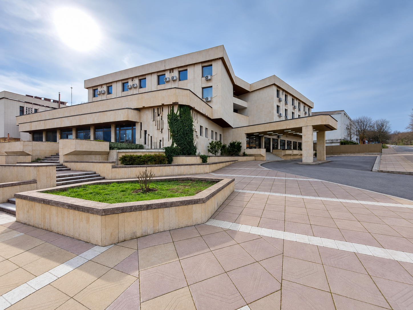 Hotel Loznitsa – exterior view of the building