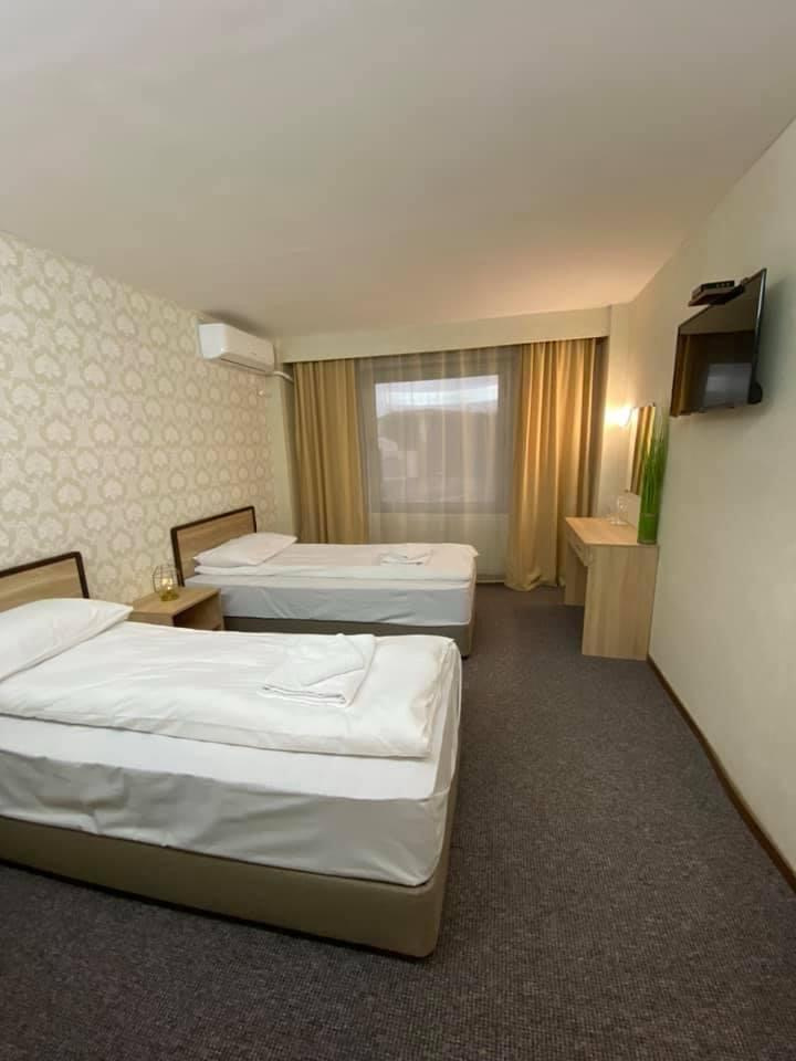 Single occupancy room at Hotel Loznitsa